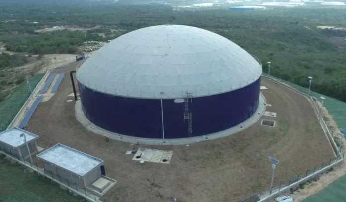 Listo llenado de megatanque 7 de Abril para entrar en operación